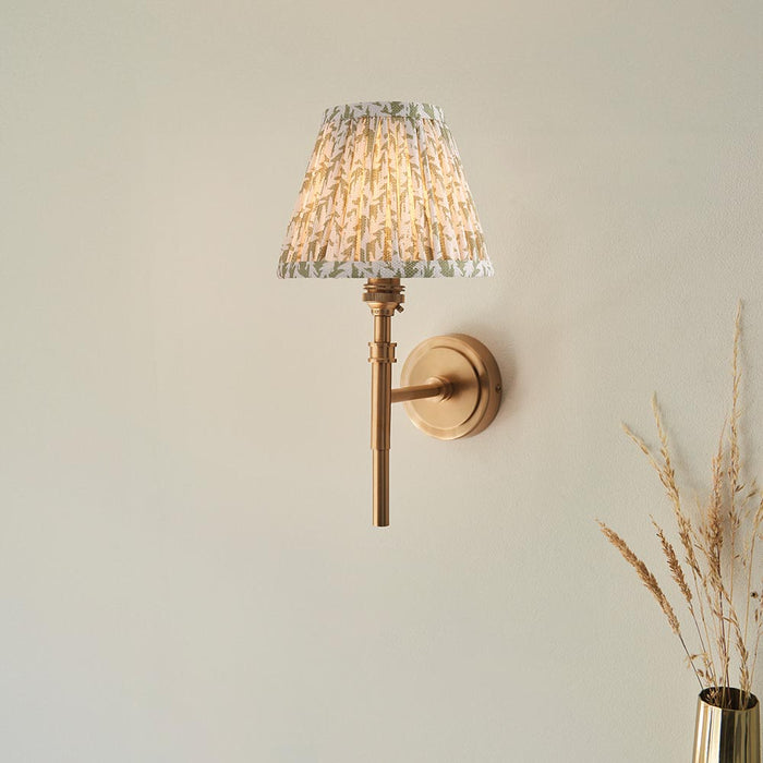 Chester And Leaf 16cm Herb Garden Green Shade Wall Light In Aged Brass