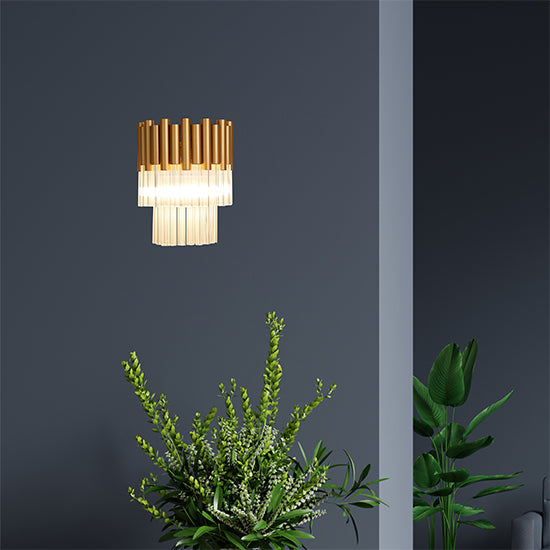 Harrogate 1 Bulb Wall Light In Gold