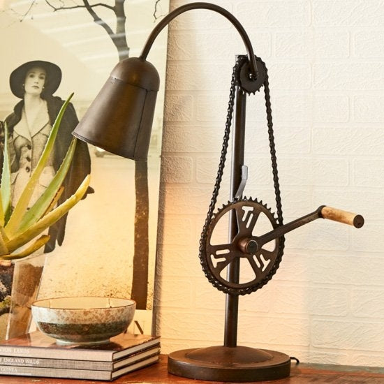 Preon Cycle Chain Stand Table Lamp In Black